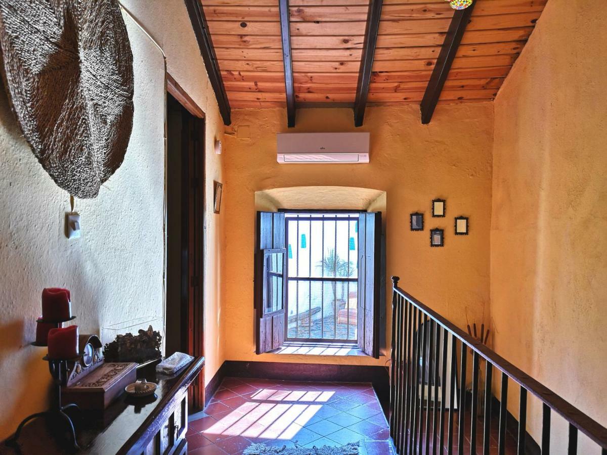 Casa Centenaria Con Encanto Zufre Bagian luar foto